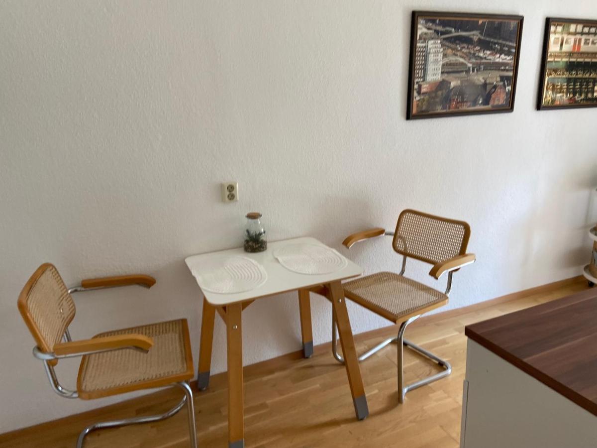 Schoene Ferienwohnung Mit Kostenlosem Parkplatz Κότμπους Εξωτερικό φωτογραφία