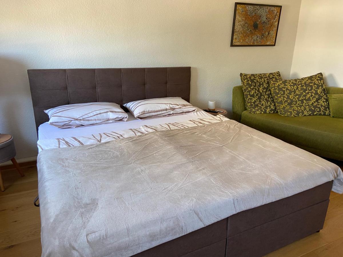 Schoene Ferienwohnung Mit Kostenlosem Parkplatz Κότμπους Εξωτερικό φωτογραφία